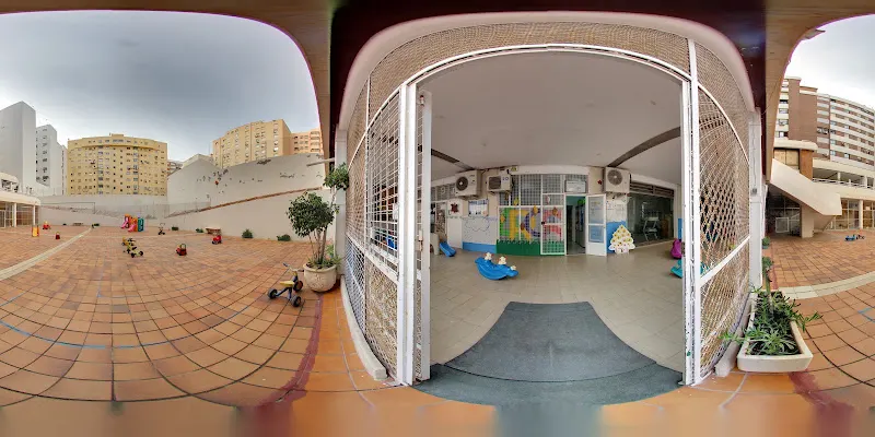 Escuela Infantil Aros - Guardería en Almería - foto 2