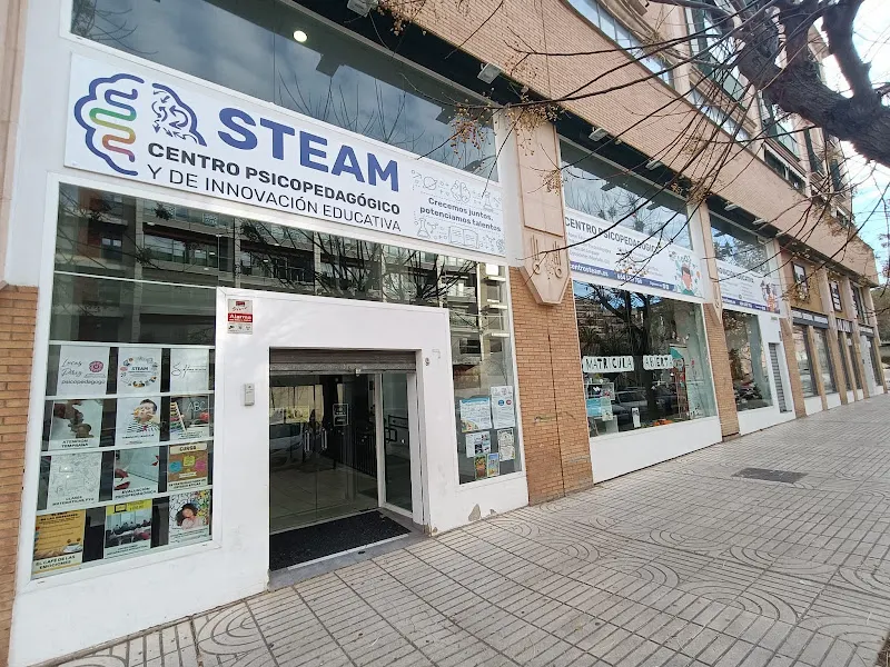 Steam Center Badajoz - Centro educativo en Badajoz - foto 2