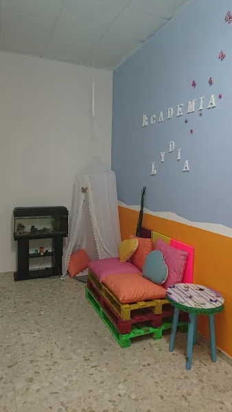 ACADEMIA LYDIA - Badajoz