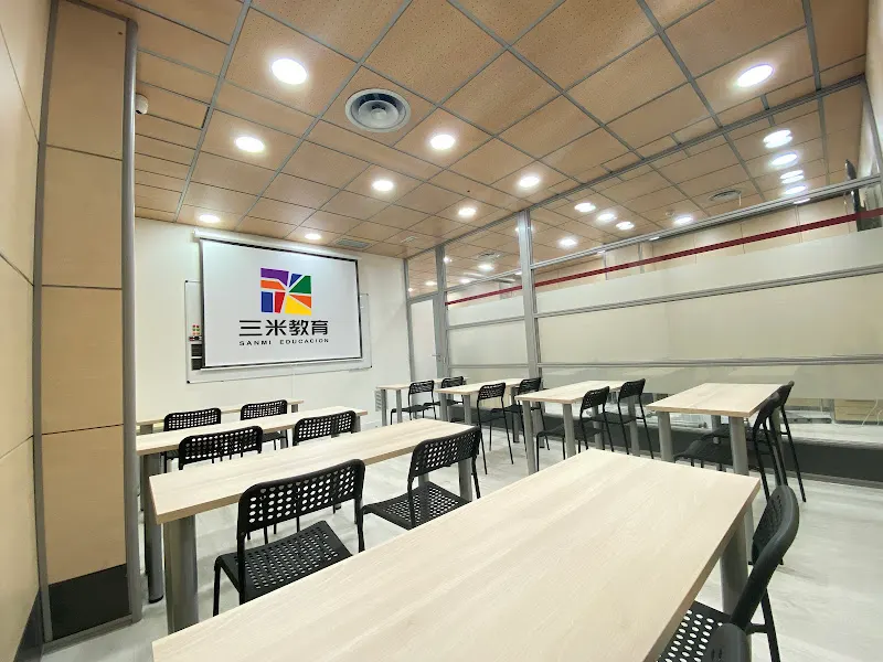 Sanmi Educacion 三米教育 - Centro educativo en Parla - foto 2