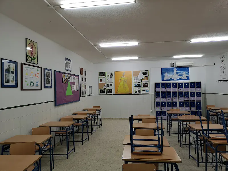 Instituto de Educación Secundaria La Bahía - Instituto de secundaria en San Fernando - foto 2