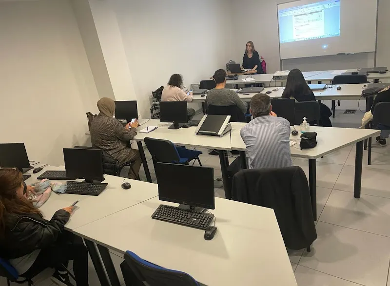 IVEAEMPA (Centre de Formació, Cursos subvencionados) - Centro educativo en Cornellà de Llobregat - foto 2