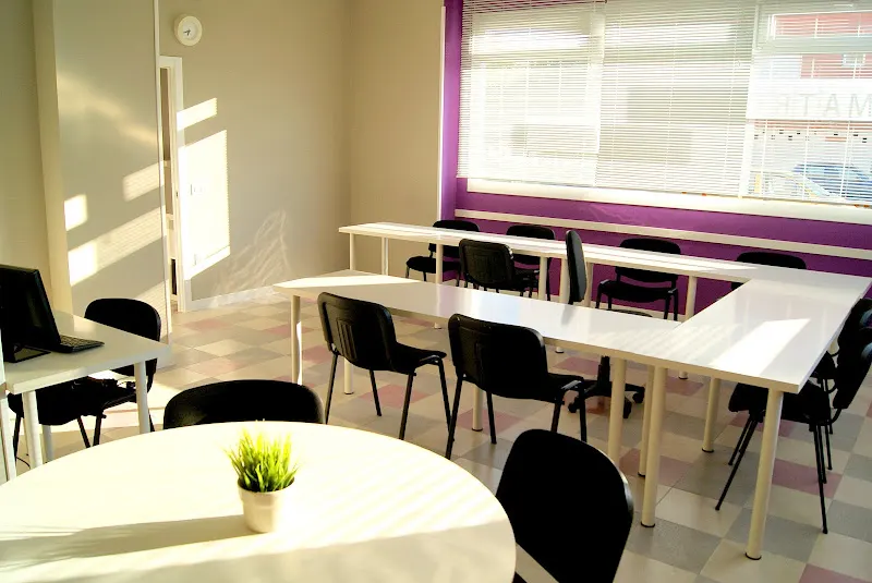 Academia apoyo Dianthe - Centro educativo en Guadalajara - foto 2