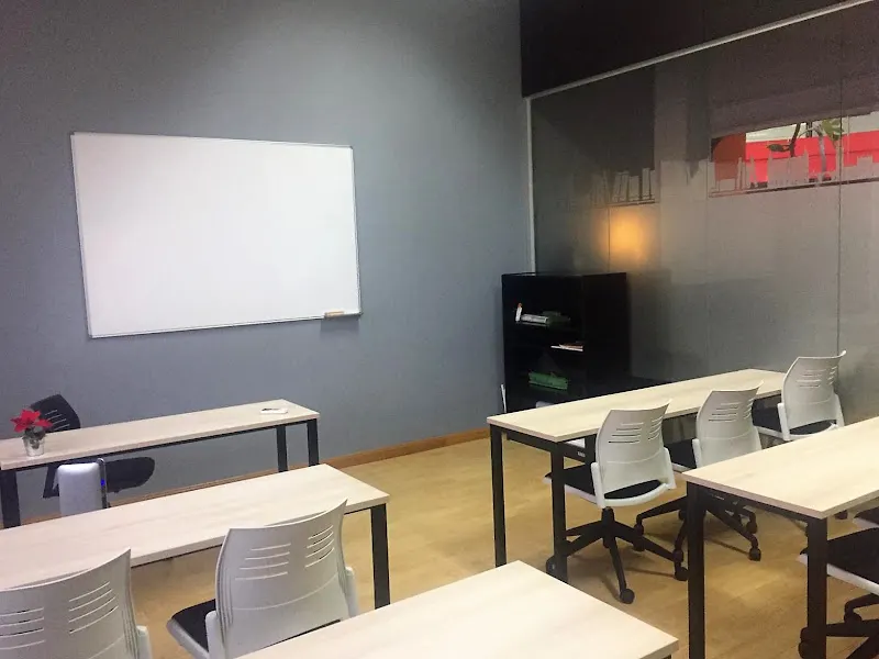 Centro de Formación LGZ - Centro educativo en Toledo - foto 2