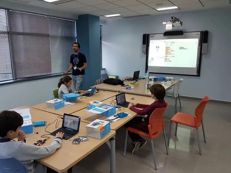 Xplorers360 - Centro educativo en Toledo - foto 2