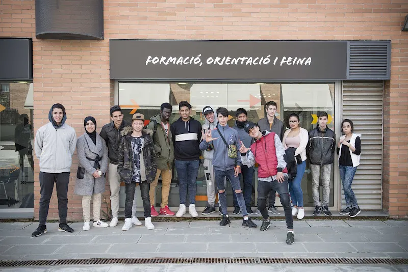 Ampans Activa - Centro educativo en Manresa - foto 3