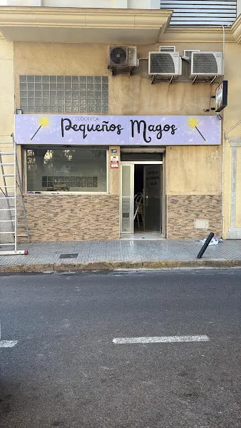 Pequeños Magos - Melilla