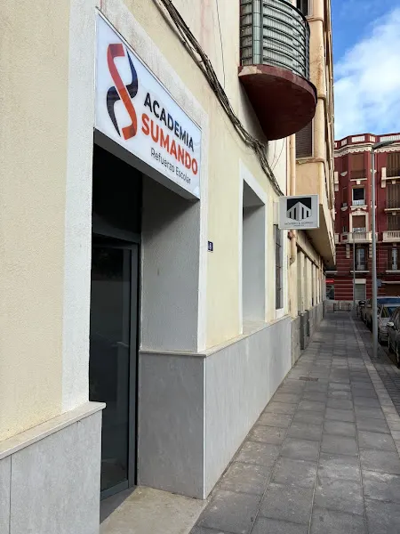 Academia Sumando - Centro educativo en Melilla - foto 2