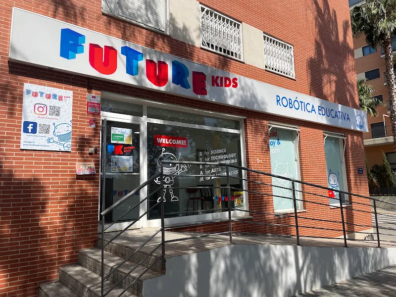 Future Kids Programación y Robótica Educativa - Centro educativo en Paterna - foto 2