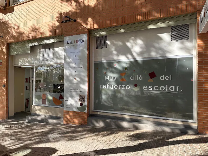 Academia La Cova