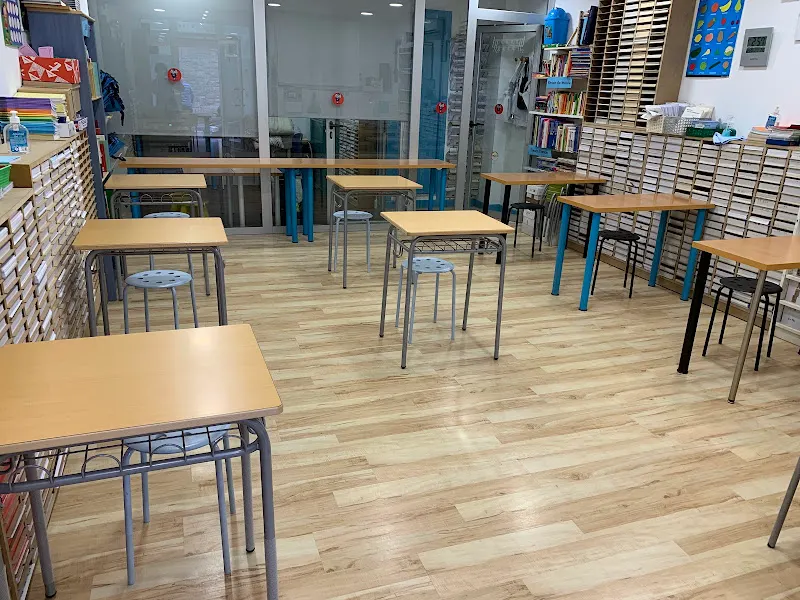 Centro Kumon de Matemáticas, Lectura e Inglés - Programa de actividades extraescolares en Hospitalet de Llobregat (L) - foto 2