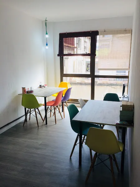 Espai Utopia - Centro educativo en Hospitalet de Llobregat (L) - foto 2