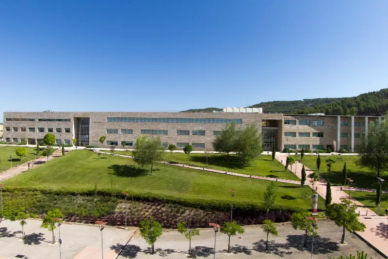 淡江大學+華梵+ITI - Centro educativo en Cuenca - foto 2