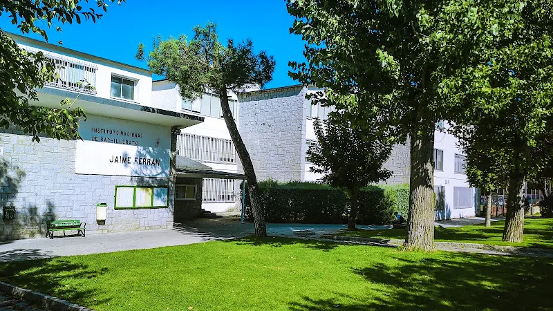 IES Jaime Ferrán - Instituto de secundaria en Collado Villalba - foto 3