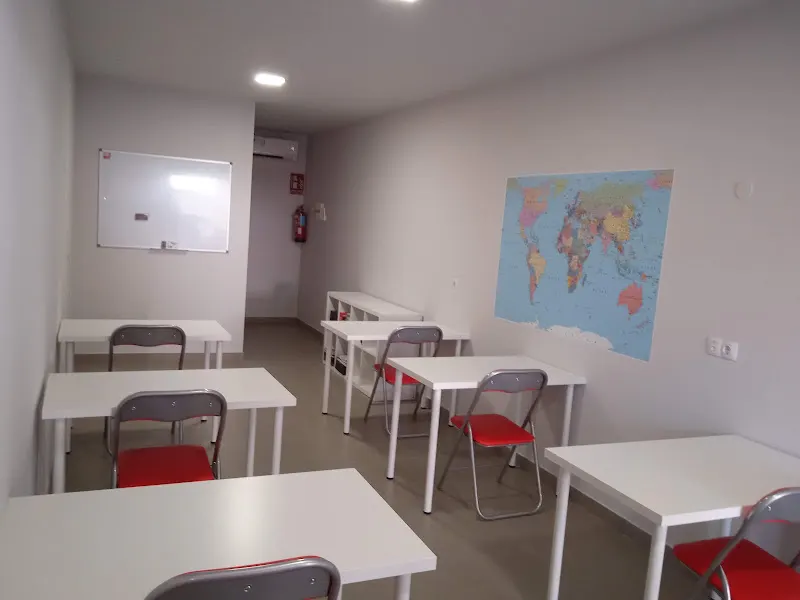 Centro de Estudios Aizkoa - Alicante