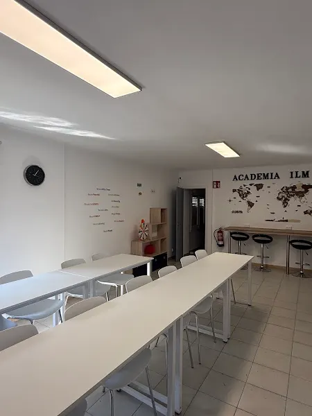 Academia ILM - Centro educativo en Figueres - foto 2