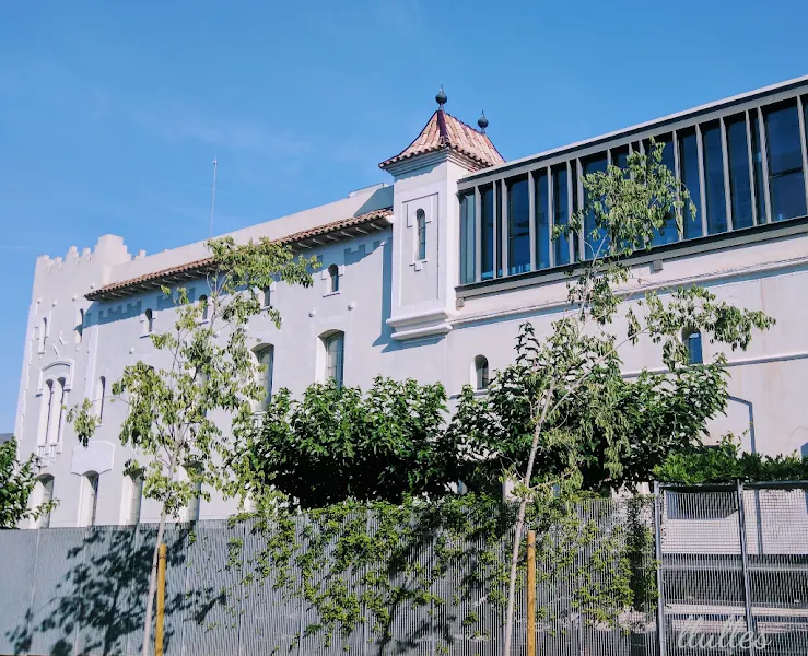Sant miquel - Centro educativo en Hospitalet de Llobregat (L) - foto 2