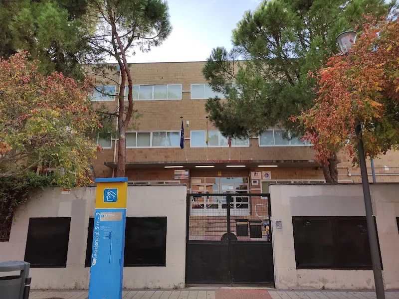 IES Pintor Antonio López - Instituto de secundaria en Tres Cantos - foto 2