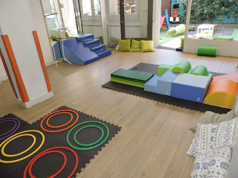 Escola Bressol Municipal de Vic Horta Vermella - Colegio público en Vic - foto 2