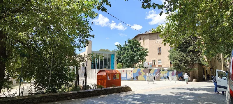Escola Bressol Municipal de Vic Horta Vermella - Colegio público en Vic - foto 3