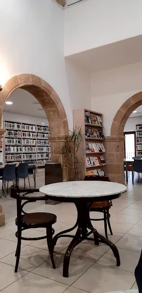 UNED - Universidad a distancia en Jávea - foto 2