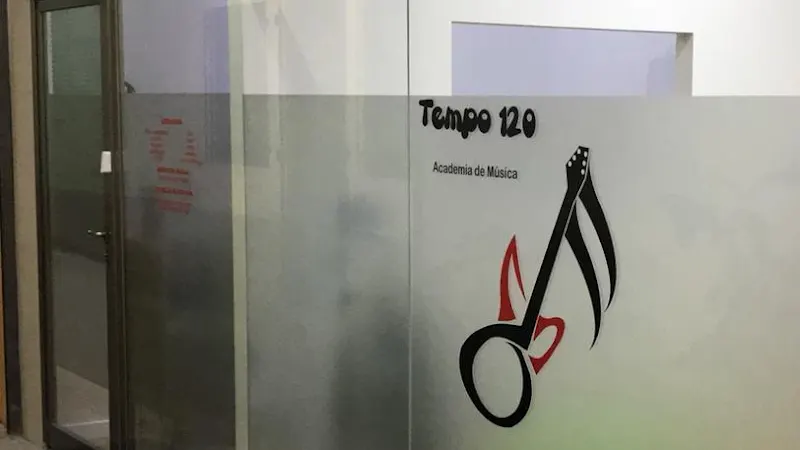 Conservatorio Profesional de Música - Centro educativo en Carballo - foto 3