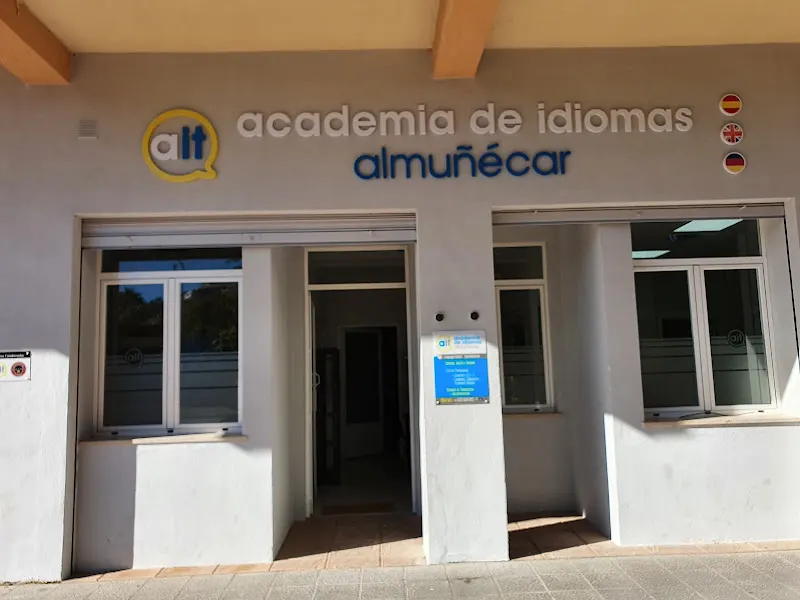 Junta de Andalucía - Instituto de secundaria en Almuñécar - foto 2