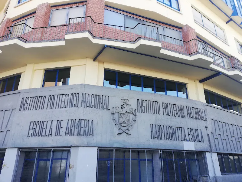Escuela de Armería - Centro de formación profesional en Eibar - foto 2