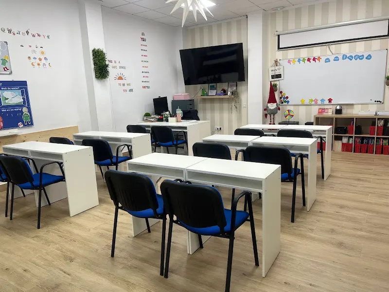 Alex Academy - Academia de inglés, repaso y orientación educativa en Catarroja