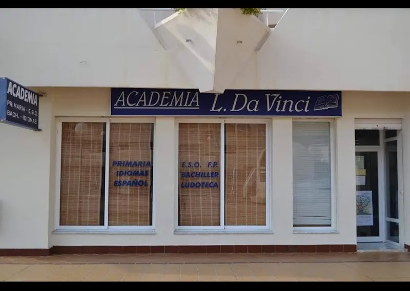 Academia Leonardo da Vinci - Centro educativo en Campello (el) - foto 2