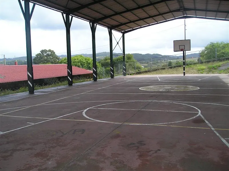 IES Astrabudua DBHI - Instituto de secundaria en Leioa - foto 2