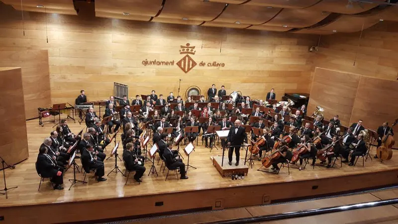 CENTRO PROFESIONAL DE MÚSICA SOCIEDAD MUSICAL INSTRUCTIVA SANTA CECILIA - Centro educativo en Cullera - foto 2