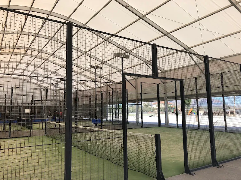 Pista polideportivo instituto Alcrebite - Centro educativo en Baza - foto 3