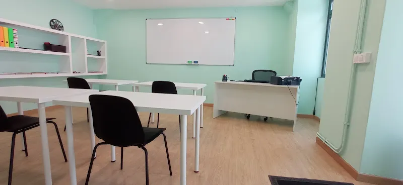 Academia Ágora - Ponteareas