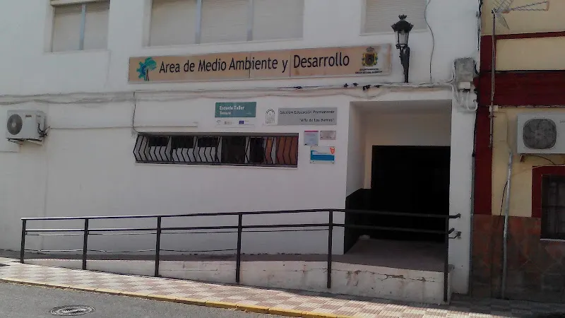 Sección de Educación de Personas Adultas Villa de los Barrios