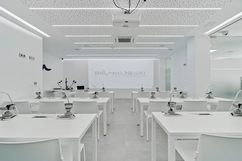 Bruno Negri Dental Training Center - Pilar de la Horadada