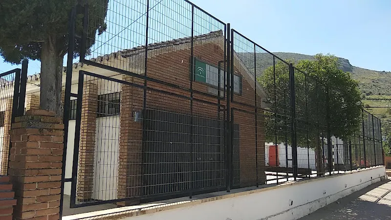 Colegio Público Rural Monte Hacho Venta del Rayo - Colegio público en Loja - foto 3