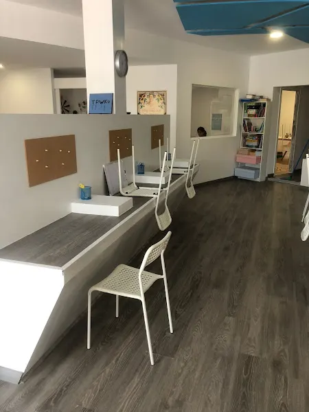 CENTRO AVANZA - CENTRE AVANÇA - Centro educativo en Alcudia - foto 3