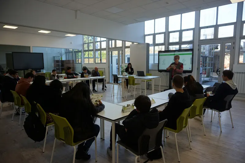 HEIZE, Euskal Eskola Publikoaren Zuzendaritza Elkarteen Federazioa - Colegio público en Lasarte-Oria - foto 2