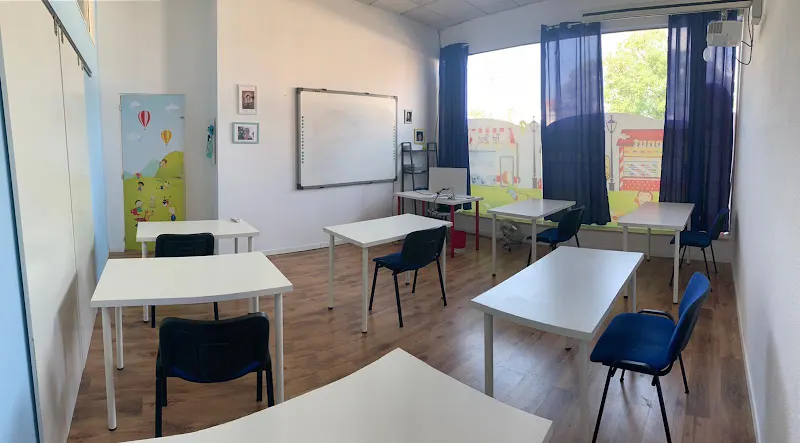 International Granada - Centro educativo en Santa Fe - foto 2