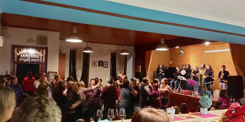 Escuela de Educación Infantil de Limodre