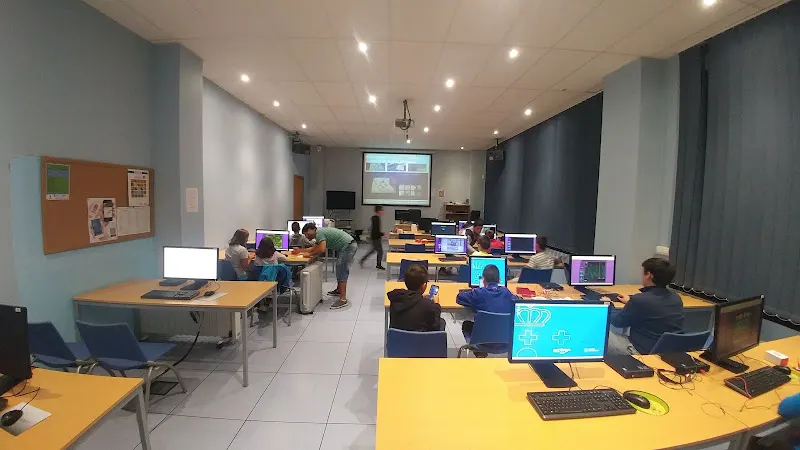 Obradoiro Xardinería - Centro educativo en Santa Comba - foto 2