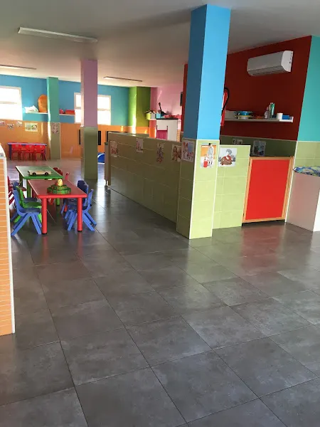 Clases Particulares ( Infantil- Primaria) - Centro educativo en Ceuti - foto 2