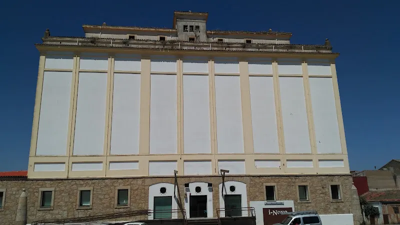 Centro Educativo Y De Ocio - Trujillo