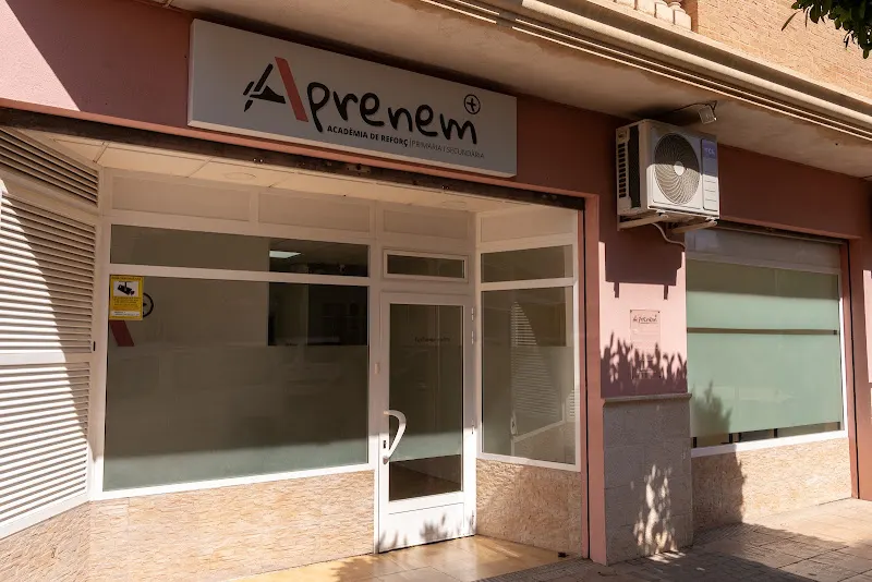 Acadèmia Aprenem + - Centro educativo en Alcasser - foto 2