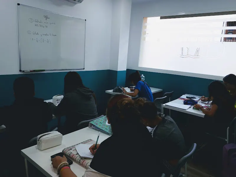 Centro de Formación Pik Pak - Centro educativo en Cullar Vega - foto 2