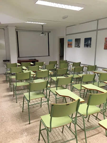 Academia JP Prisiones - Centro educativo en Santa Cruz de Tenerife - foto 2
