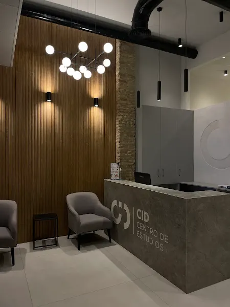 CID Centro de Estudios - Centro educativo en Zaragoza - foto 2