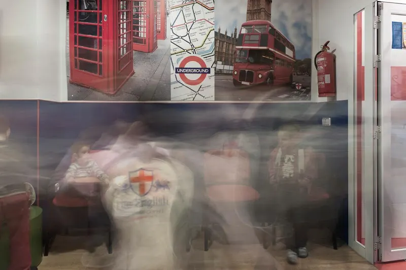 Academia de Inglés: The English Centre - Centro educativo en Porcuna - foto 3