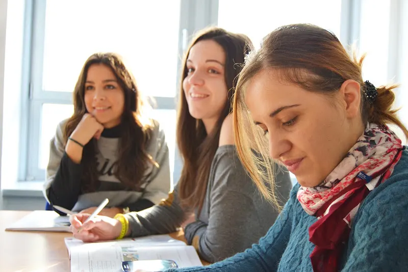 Clases Particulares Maru Lloret - Centro educativo en Cox - foto 3